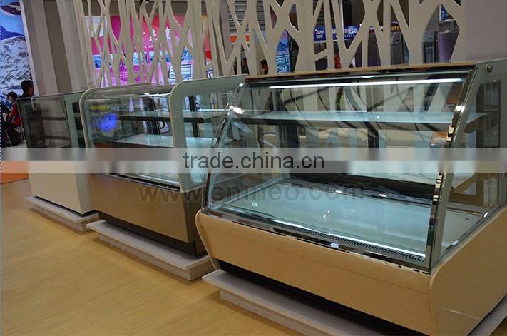 Luxurious Floor Standing Model Marble Base Bakery Showcase/Refrigerated Display Showcase/Bread Bakery Display