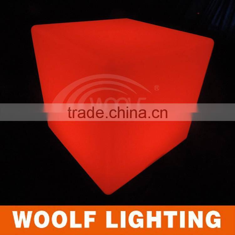 Outdoor Waterproof Color Changing Glowing LED Lighting Cube