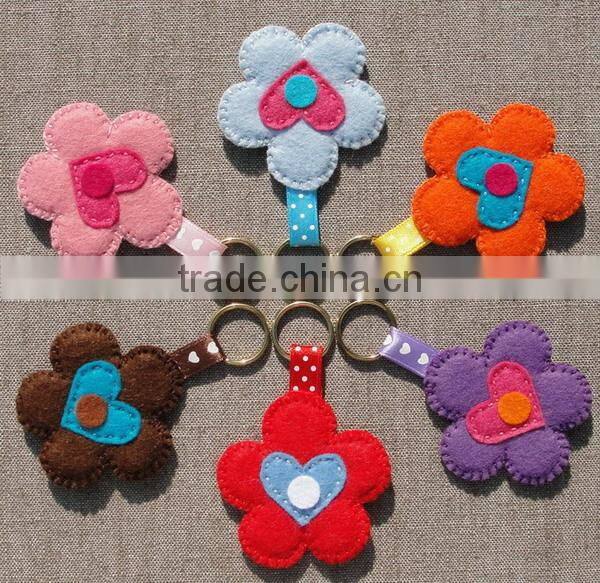 hot 2017 best selling laser cut new product decorative custom handmade fabric felt 3d keychain