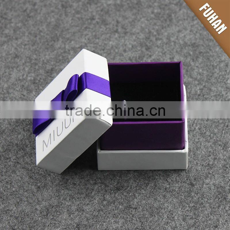 Factory Supply Customized Cardboard Folding Paper Gift Box
