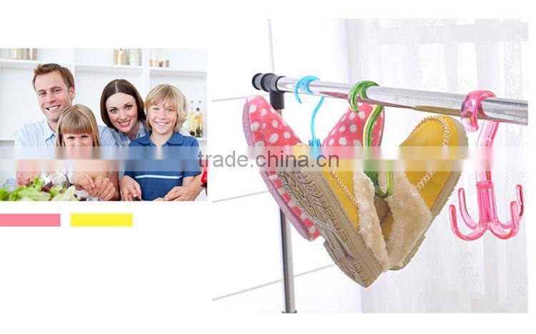 Four Paws Novelty Plastic Clothes Hanger Hooks