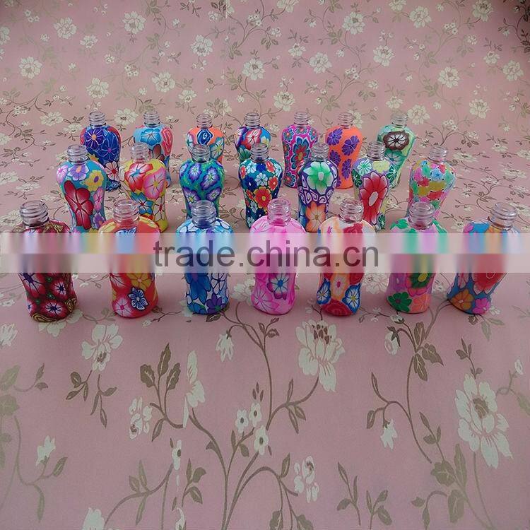 Shenzhen Lihome factory produce Micky hanging wooden cap car perfume bottle