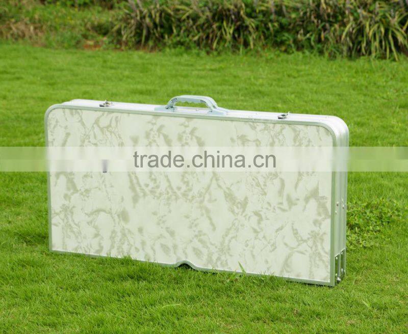 Folding Aluminum Picnic/Camping Table with 4 Stools