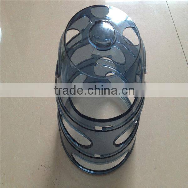 Plastic pet food court/tray