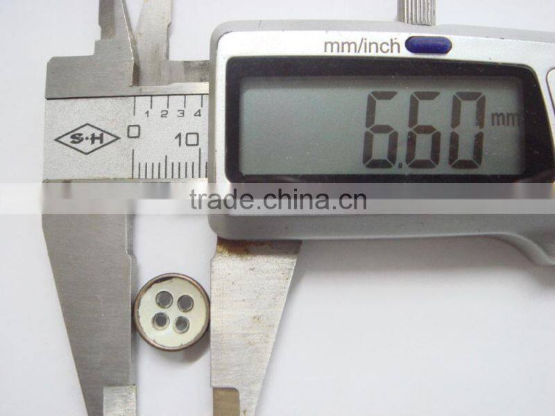 6.5mm metal 4 holes round painted easy button