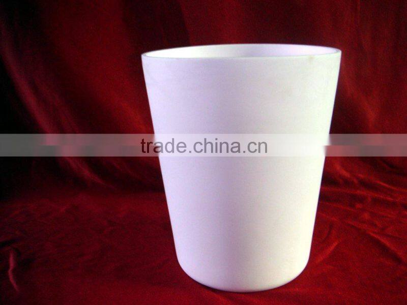 2013 hot Alumina ceramic crucibles manufaturers