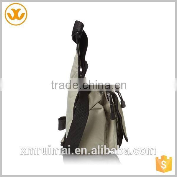 Multi-functional convenient plain polyester durable messenger bags man