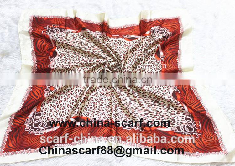 Silk scarf leopard print
