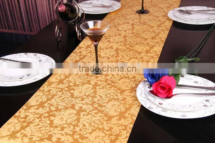 Customized High Quality Table Runner for Round Tables