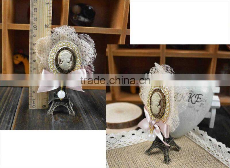 2015 fashion white pearl and fabric brooch