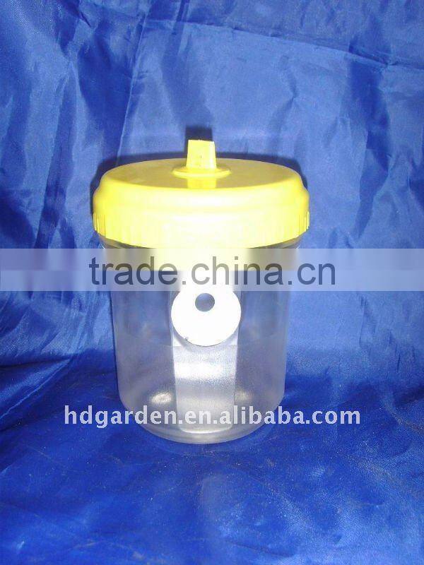 Garden plastic wasp trap