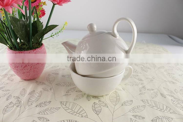 Custom Design Ceramic Tea Set White Porcelain Tea For One Teapot and Cup