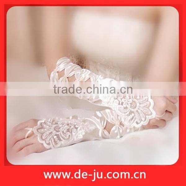 Elegant Flower White Evening Dress Bride Fingerless Lace Glove