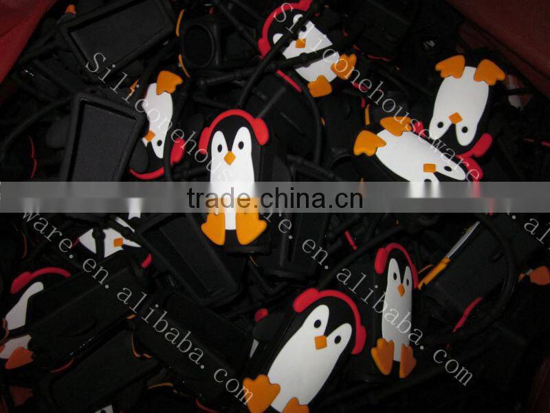 New innovative product 3d animal shaped hand sanitizer silicone holder for promotional gifts