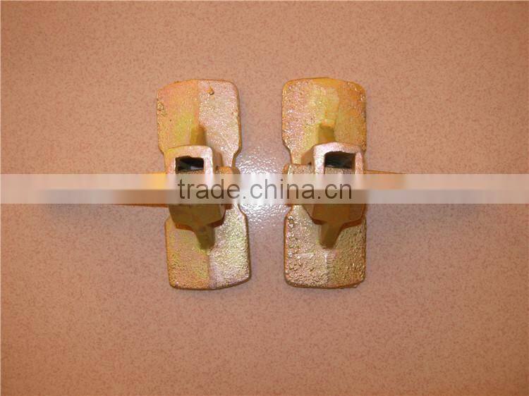 Scaffolding pressed spring rapid clamp for formwork tie rod