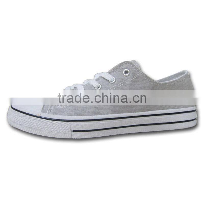 Latest Design Ladies Safety Shoe with Sourcing Agent