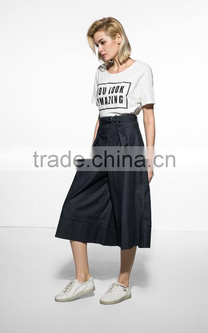 Women's red o neck short sleeve silk screen printing shirt