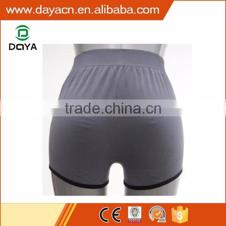 High quality fashionable gym wear seamless pure color yoga shorts