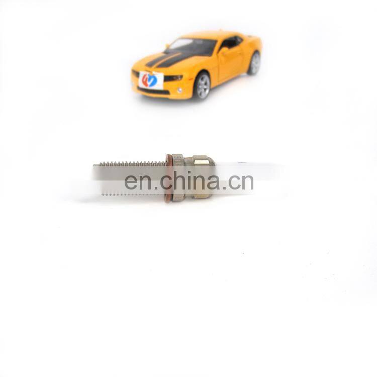 Automotive Wholesale Spare parts 12120037582 ZR5TPP33S for 335i 435i 535i 640i X3 X5 X6 Car plugs spark plug