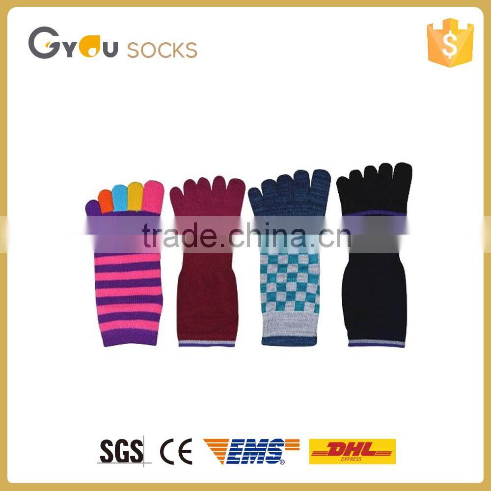 Comfortable Magnetic toe socks five finger socks men's Cotton Five Toe Socks