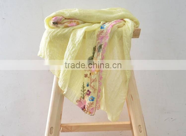 Hot Sell Fashion Beautiful Flower Embroidery Long Cotton Scarf Hejab