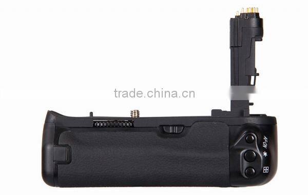 Commlite ComPak Vertical camera battery grip for canon 6D