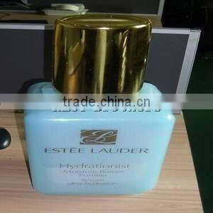 Delicate vacuum forming cosmetic bottle