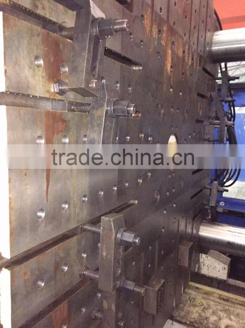 tubular product making Tederic 4000T plastic injection molding machine