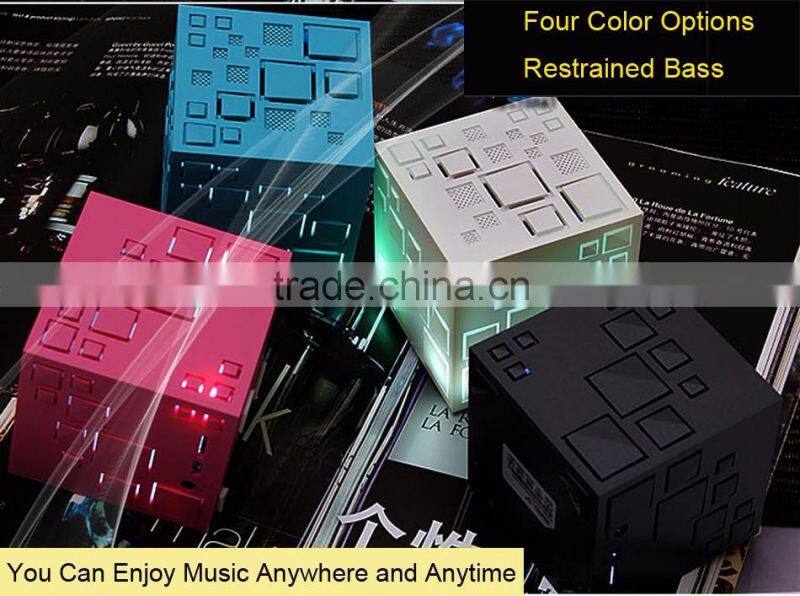 Mini Portable Q+ LED Bluetooth Speaker Square Subwoofer Speakers with Mic TF FM Radio Sound Box Boombox For Phone MP3 Player