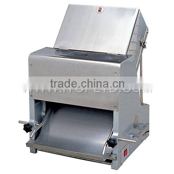 TR350 bread slicer with cover