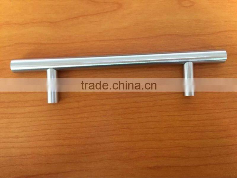 Hot sale wardrobe pull handle Kitchen Cabinet Parts finger pull handle