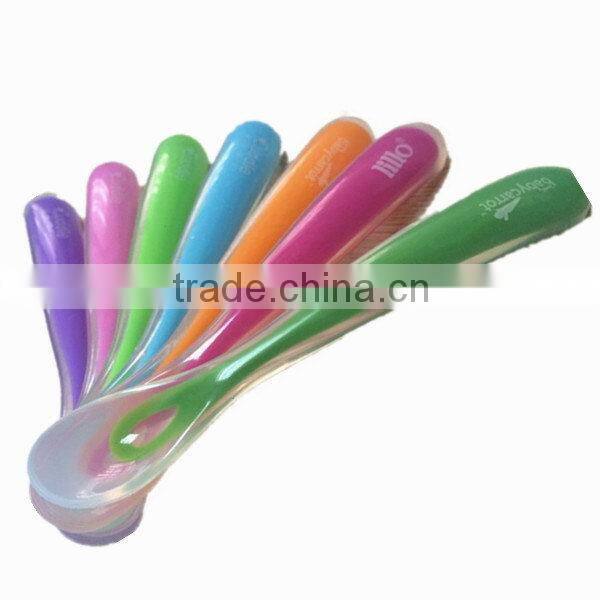 Customized Best-Selling cute silicone baby feeding spoon