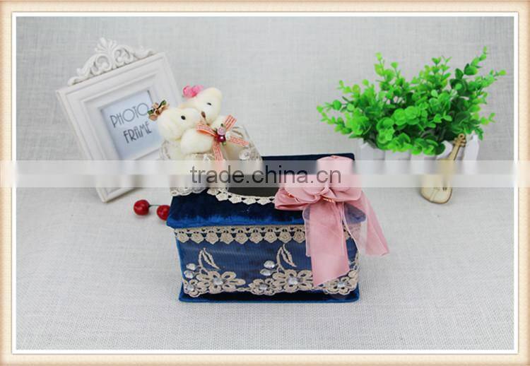 crochet tissue box cover