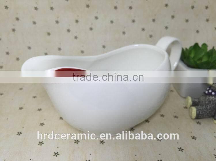 Stocked tableware wholesale ceramic sauce boat