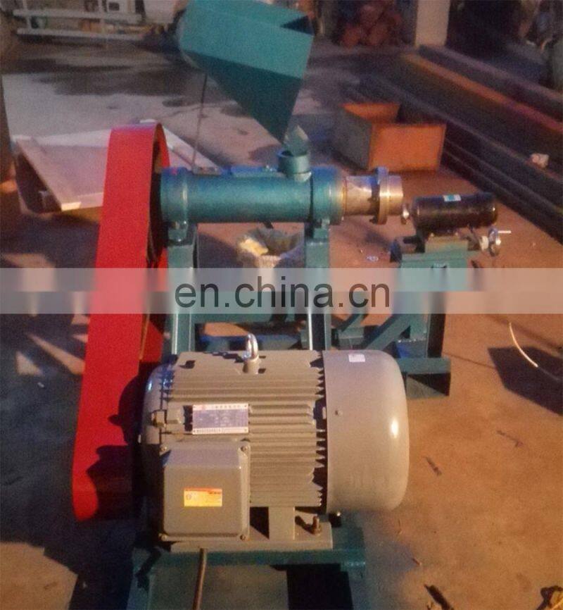 Multi-functional Automatic Animal feed extrude machine for different shape