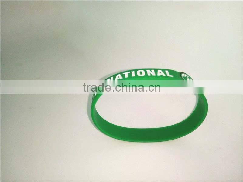 Novelty Style Green Silicone Bracelet Rubber Snap Slap Wristband Producer