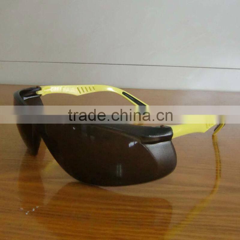 2016 hot selling 2.2 mm PC lens protective anti-fog glasses safety anti-fog glasses transparent anti fog glasses manufacturer