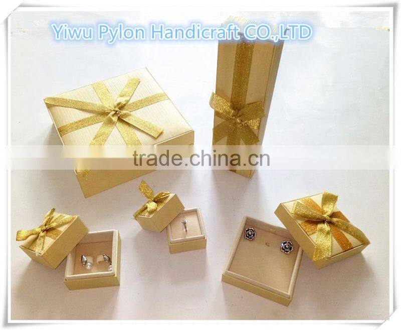 good quantity paper gift box