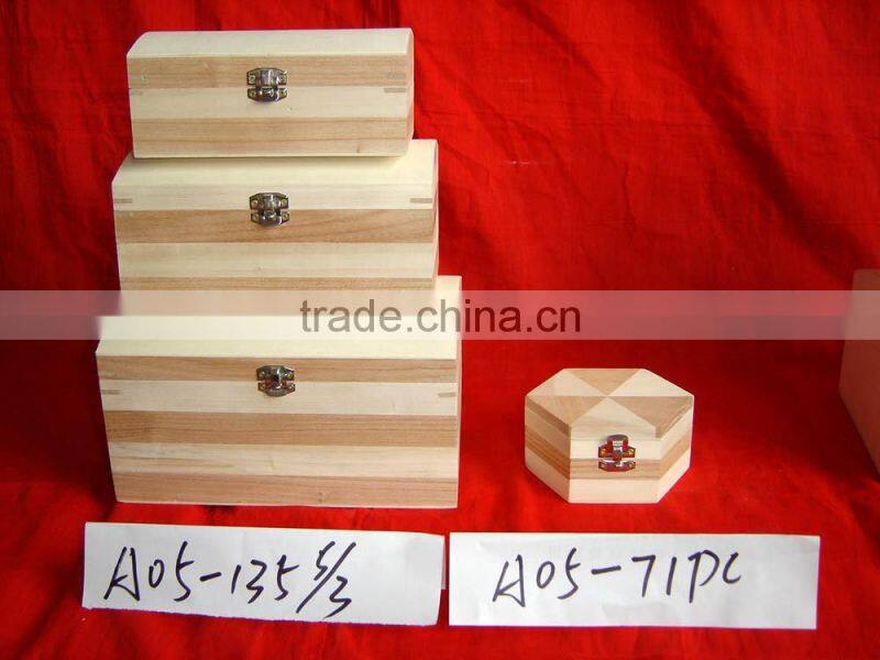 Custom Chinese antique wooden box for jewelry