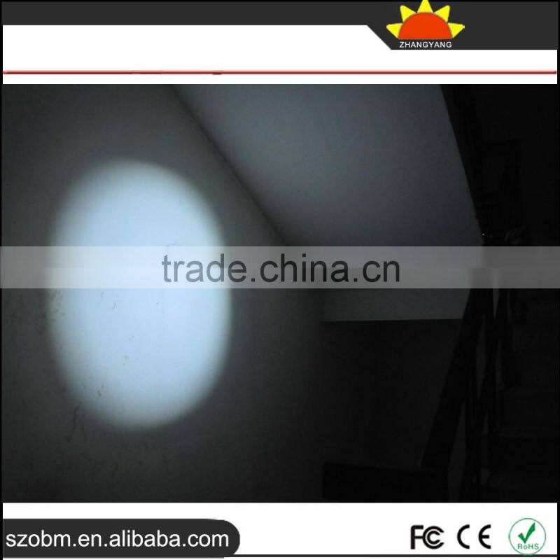 Wholesale OEM Focus Adjustable XM-L T6 LED 920 Lumens Flashlight Torch