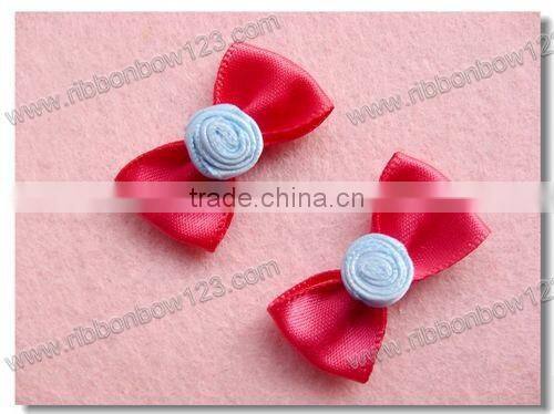 Colorful min ribbon bow with rose