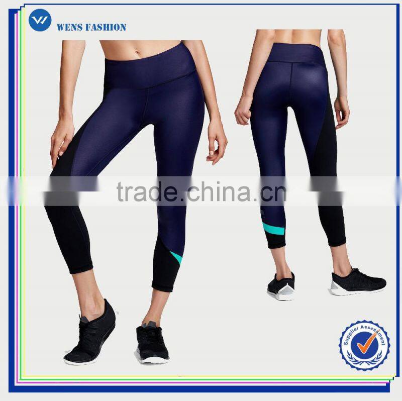 sexy girls wearing yoga pants and women wearing tight yoga pants