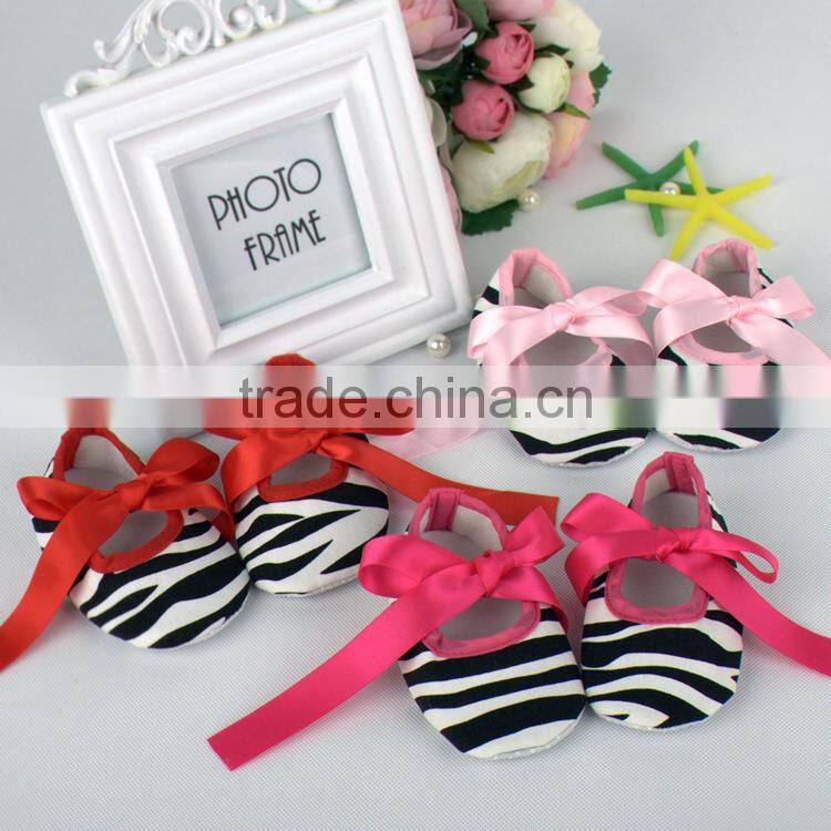 Wholesale Lovely Newborn Soft Non-slip Baby Prewalke Toddler Shoes