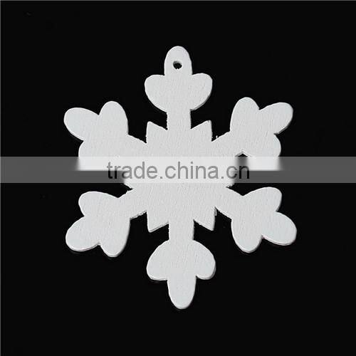 White Christmas Snowflake Wood Charm Pendants 3.5cmx3.0cm