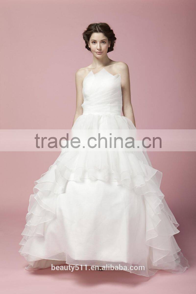 ball gown bridal dress Bowl Gown Straight Neck Straplesss Front Opened Ruffle Wedding Dress AS27702