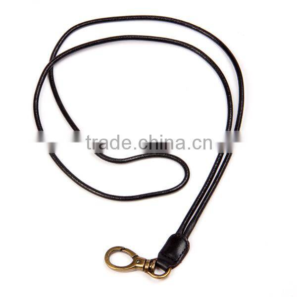 2015 China factory handmade crafts fashion neck hanging wholesale leather key chain