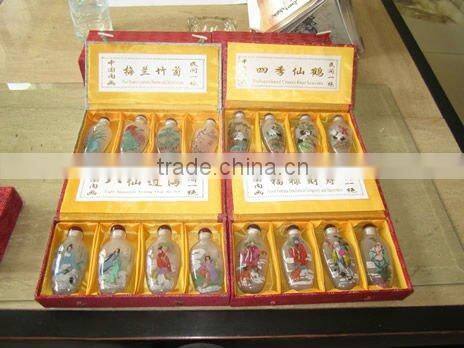 Chinese inside hand painted snuff bottle