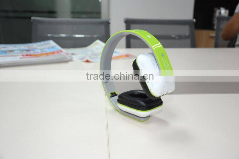 Wholesale Super Quality Wireless FM Radio Bluetooth Headset on Selling