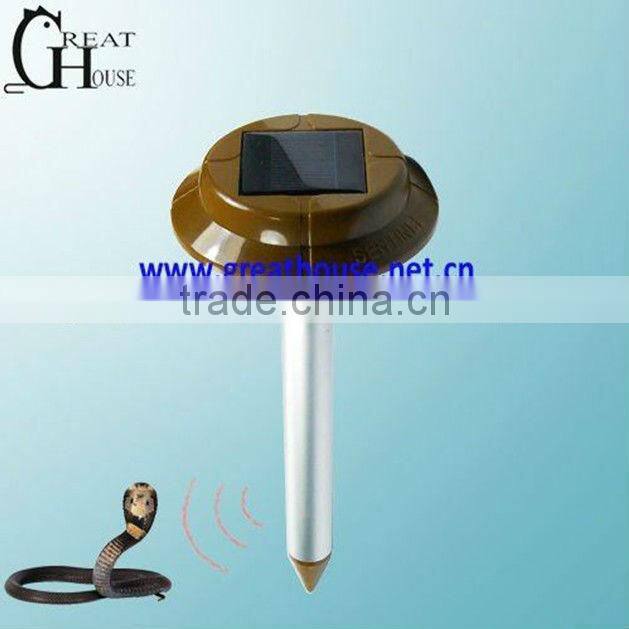 GH-318 Solar powered Vibration garden Snake Repeller