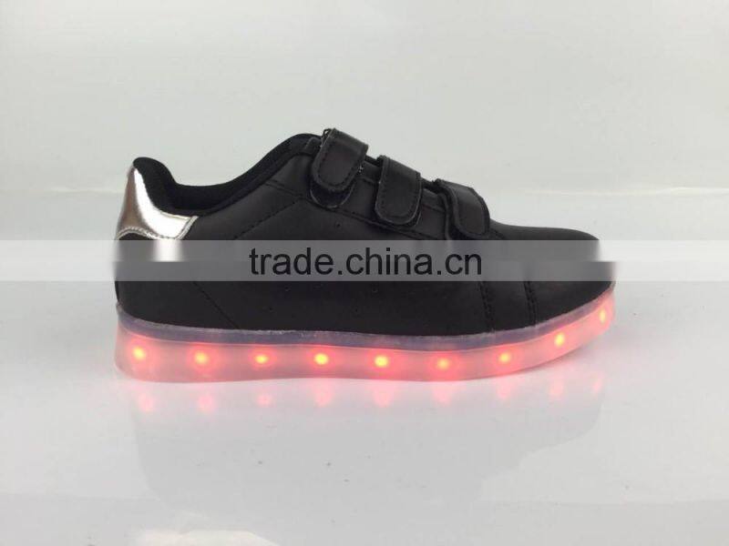 Hot selling led light kids sneaker shoes with USB charge led light up kids shoes